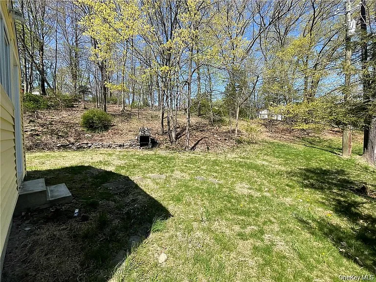 19 Lake Ave — Photo 18