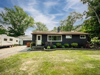 5474 Stone Rd, Lockport, NY, 14094