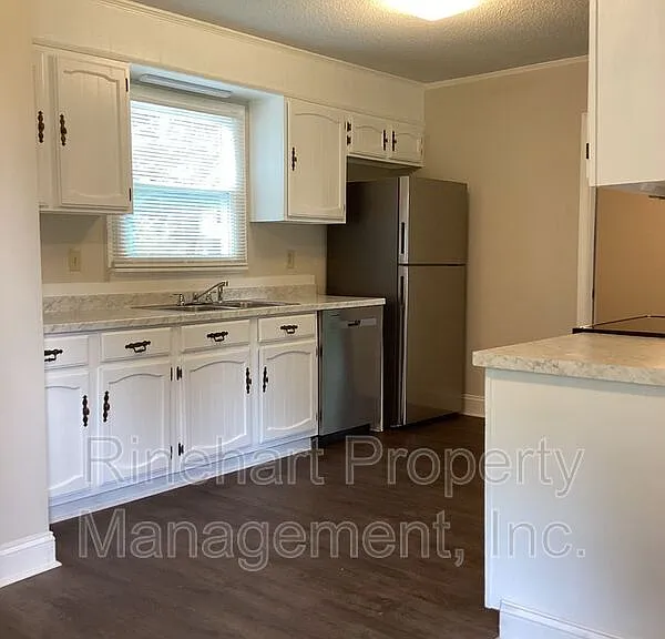 760 Goudlock Rd — Photo 9
