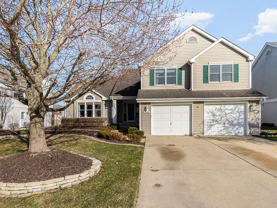 1st image of 2681 Forest Park Dr