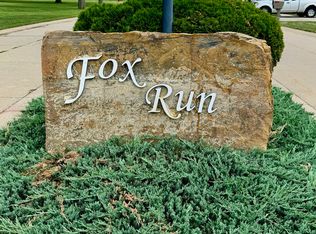 113 Fox Run Ct, Le Roy, IL 61752