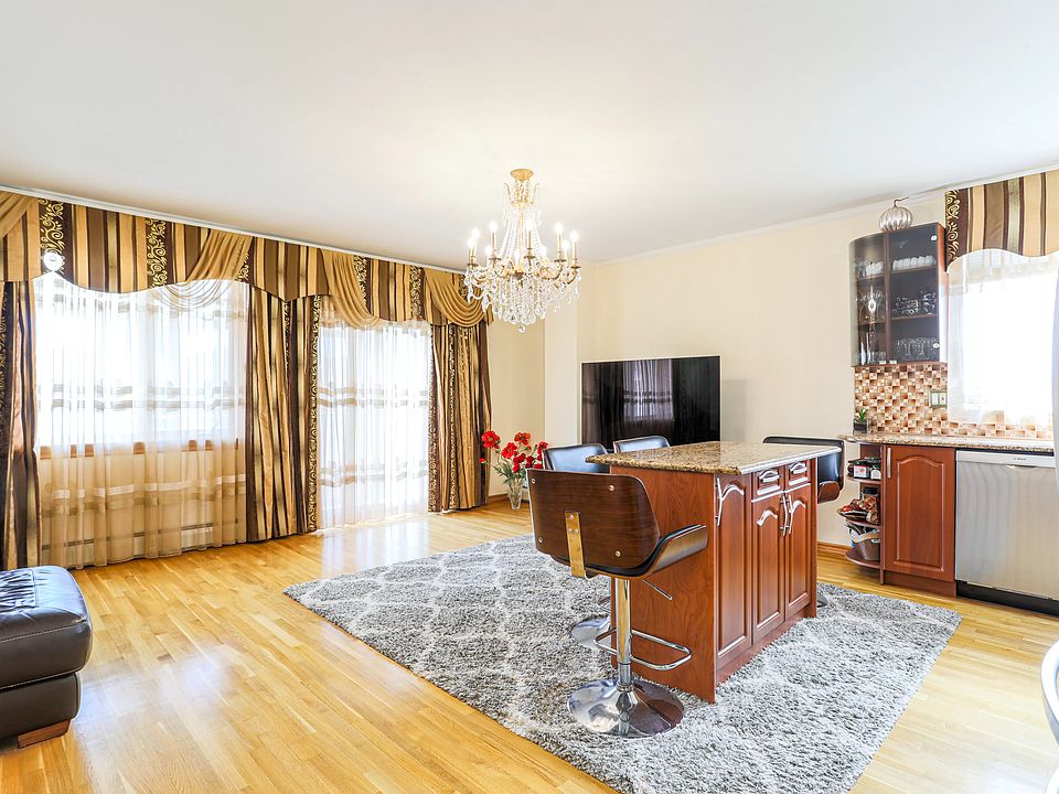 1st image of 2546 W 15th St #1ONEC