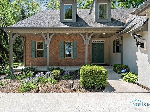 2nd image of 4832 Rhone Dr