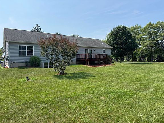 4th image of 14021 Pardee Rd