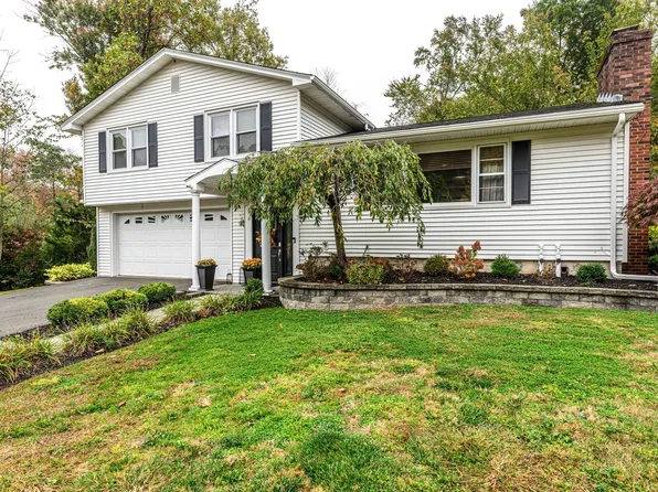 52 Brook Lane, North Branford, CT 06471