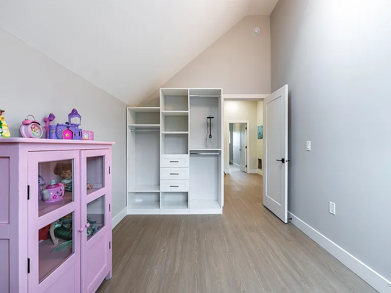8926 Shepherd Way #UPPER HOUSE — Photo 24