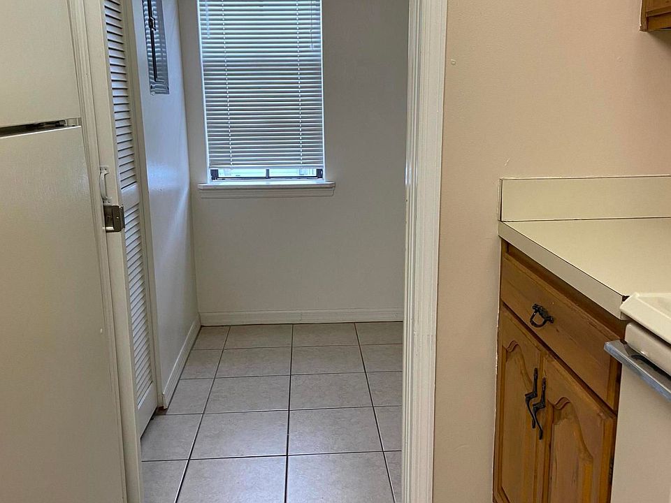 1st image of 1725 Harrison St APT 221