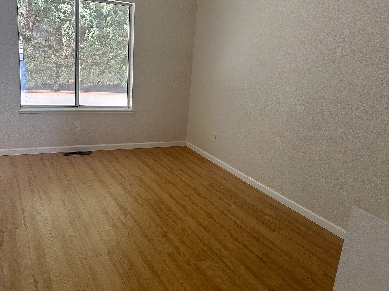 3 bed, 1500 sqft, $2,900 — Photo 3