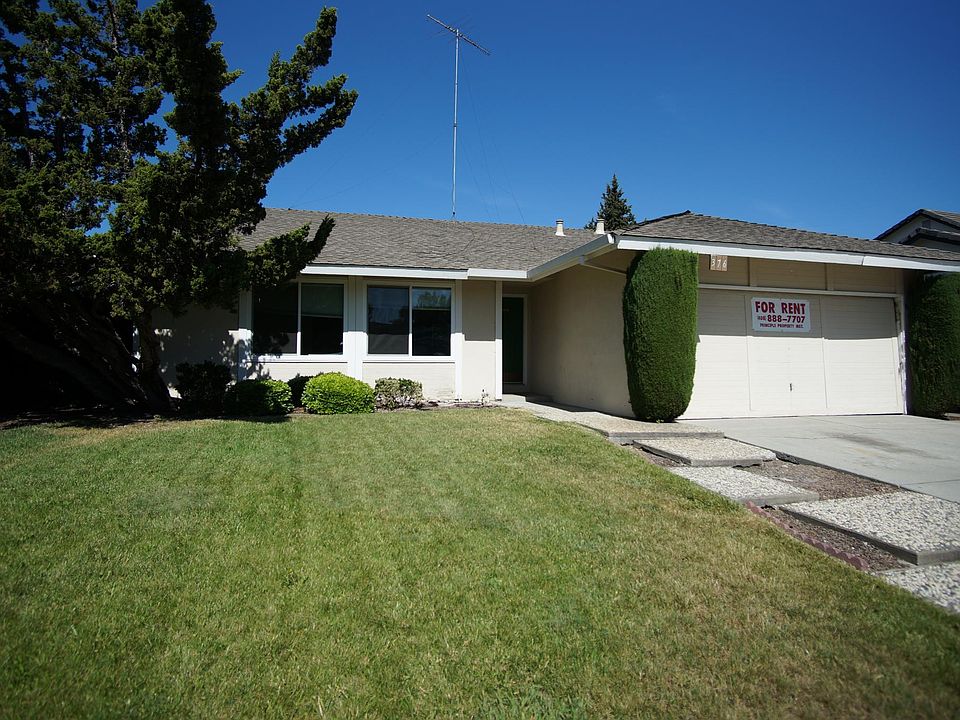 1st image of 376 Vale Dr