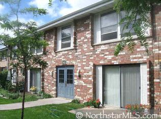 940 Westbrooke Way, Hopkins, MN 55343