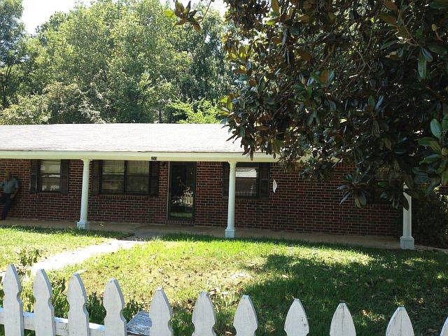 1st image of 250 Longview Dr