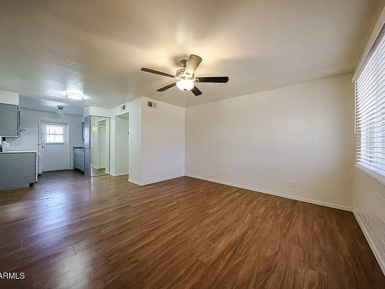 2226 W Heatherbrae Dr #4 — Photo 8