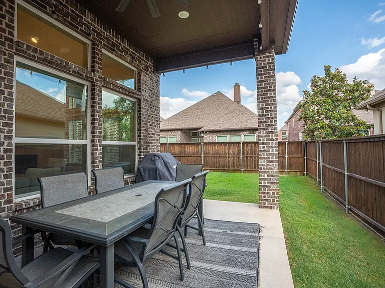 6213 Mickelson Way — Photo 17