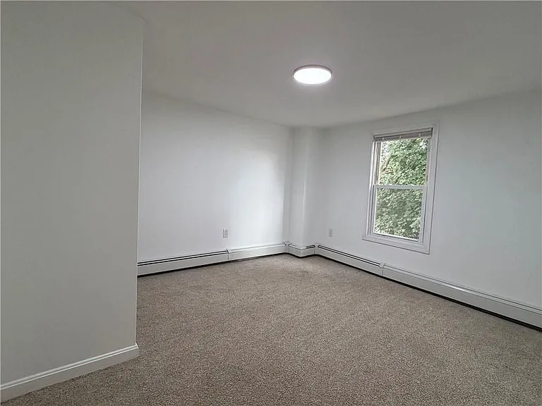 38 Marion Ave — Photo 23