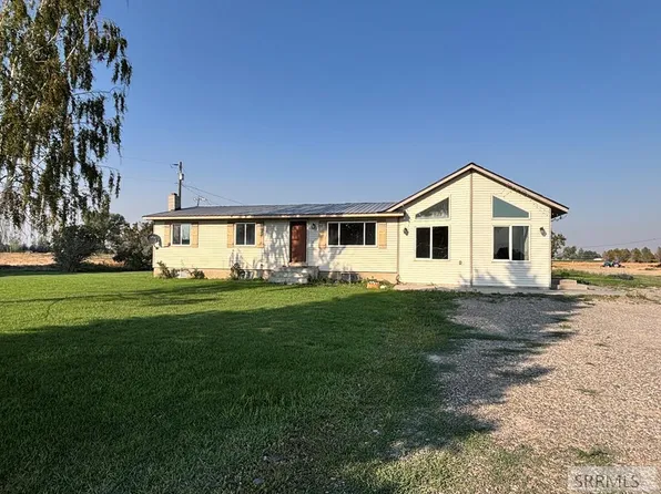 323 N 400 W, Blackfoot, ID 83221