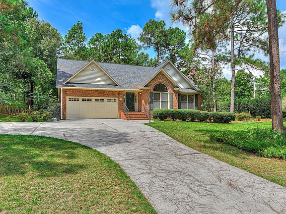 2nd image of 125 Springwood Dr