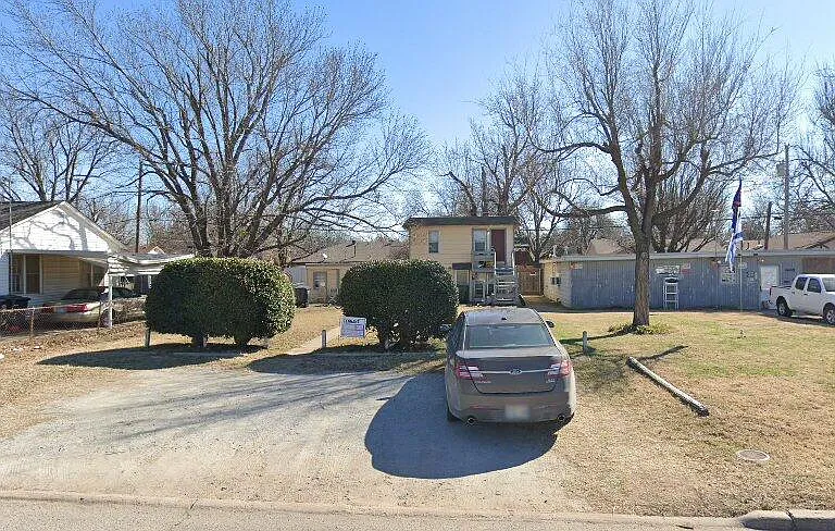 1 studio Apt water and trash pick up included NW side of OKC in Bethany