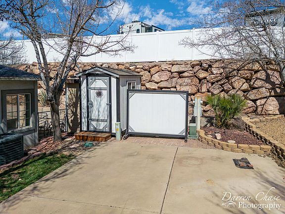 5th image of 34 Cottonwood Ln