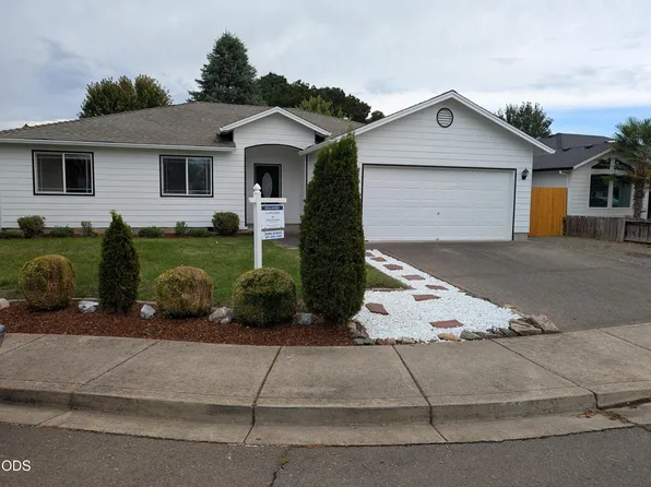 1222 Greentree Way, Central Pt, OR 97502
