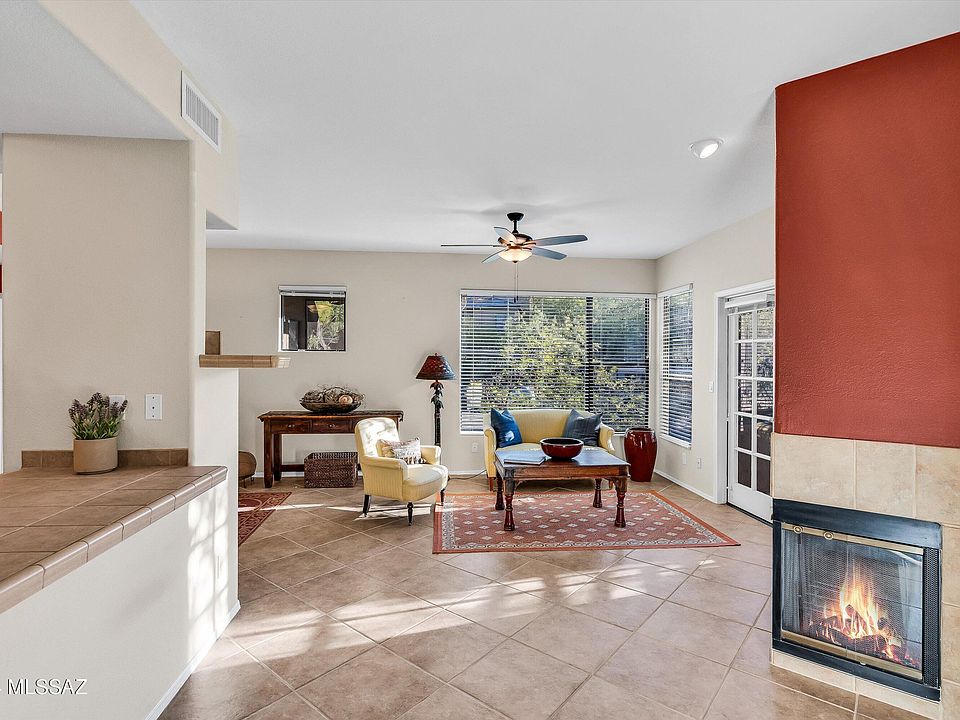 1st image of 6655 N Canyon Crest Dr Unit 25101