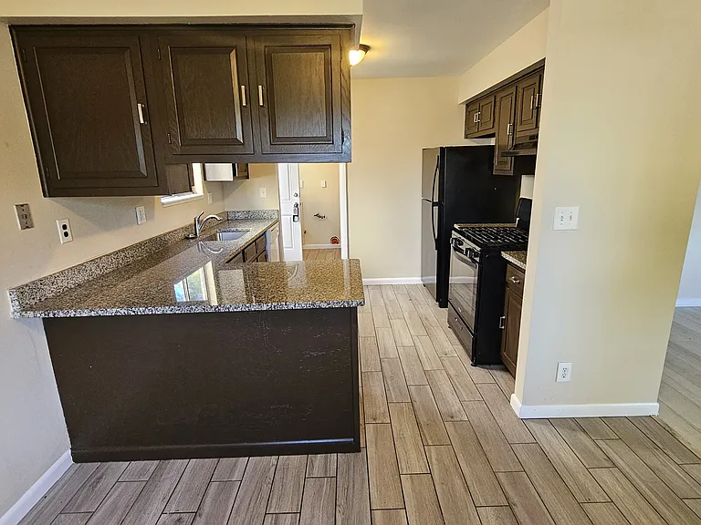 8049 Westminster Ave — Photo 2