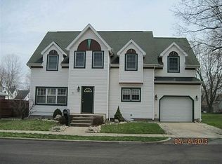 306 S Line St, South Whitley, IN 46787