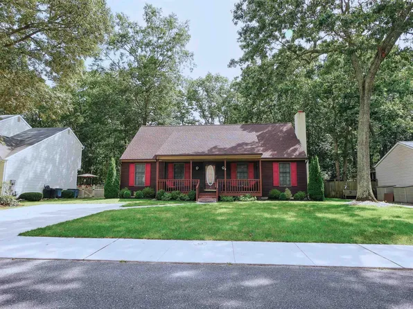 517 Cornwall Dr, Galloway, NJ 08205