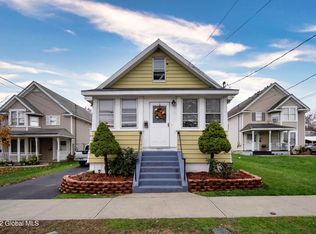 2064 Foster Ave, Schenectady, NY 12308