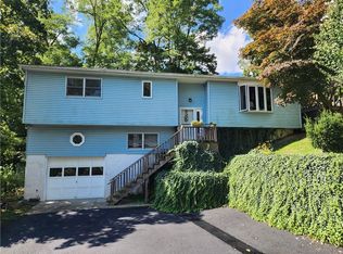 19 Kleitz Ave, Highland Falls, NY 10928