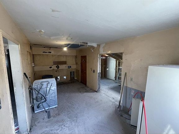 4th image of 2508 Jackson Ave