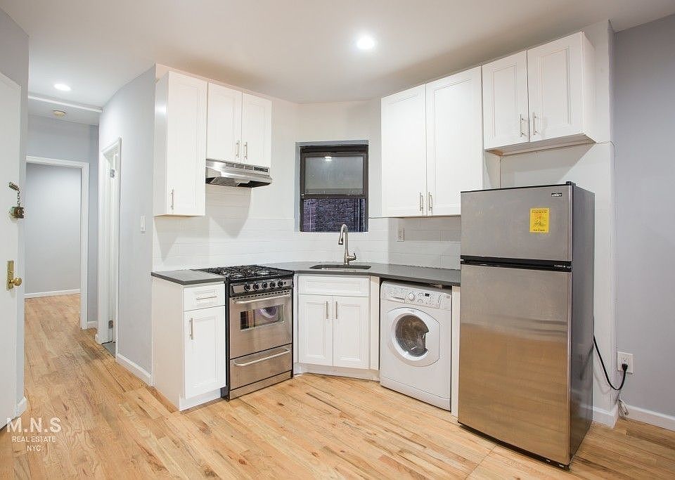 1st image of 330 W 49th St APT 5FW