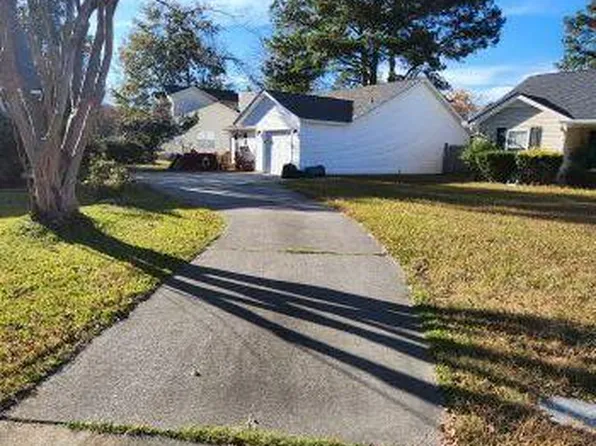 107 Jasimine Ct, Summerville, SC 29486