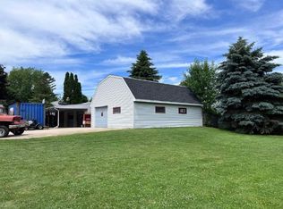 1829 Pleasant St, Manitowoc, WI 54220