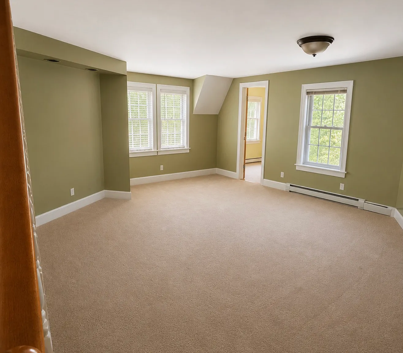 3 bed, $2,950 — Photo 2