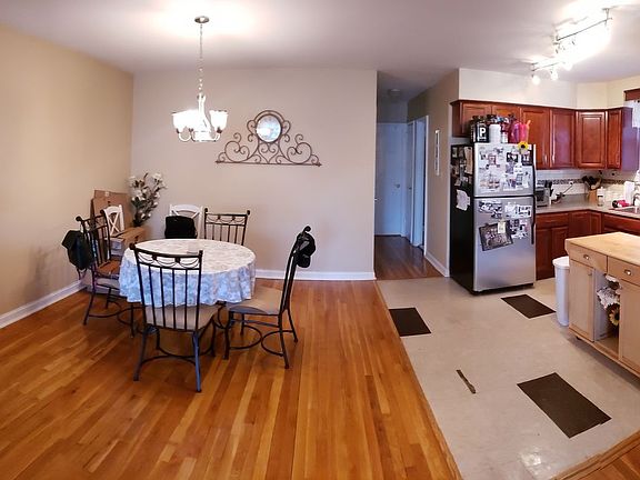 2nd image of 3171 42nd St APT 3