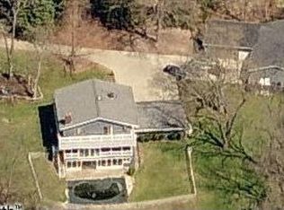 13043 Riverview Rd, Brecksville, OH 44141