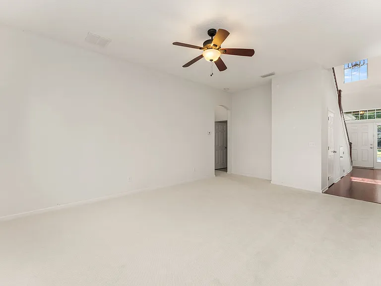 8223 NW 53rd St — Photo 16