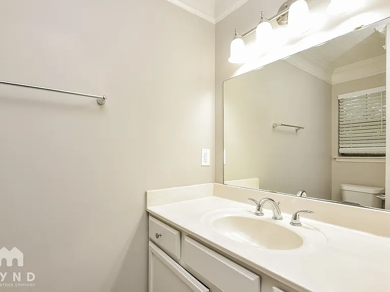 151 Adrian Dr — Photo 14
