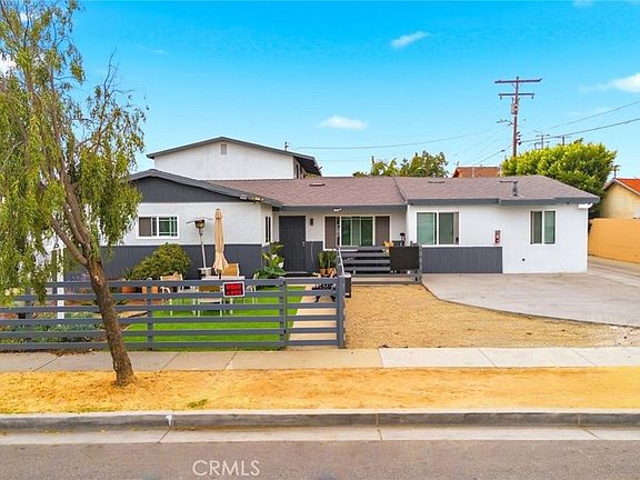 3rd image of 6221 Corona Ave