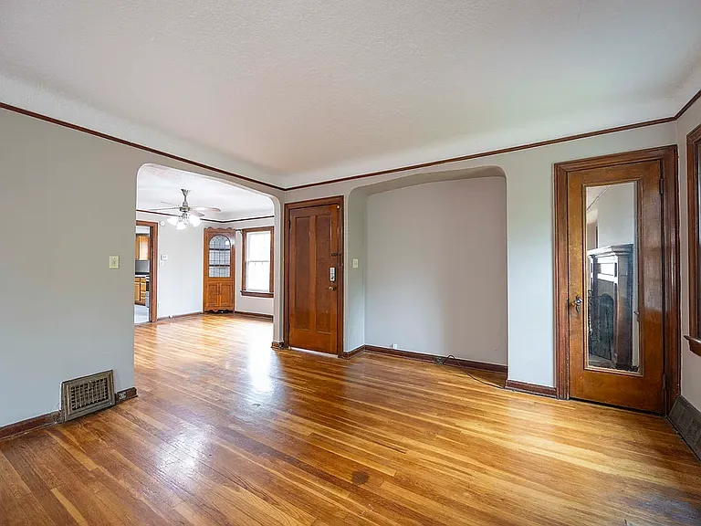 3567 Gridley Rd #UP — Photo 10