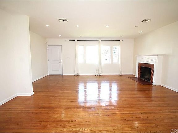2nd image of 4856 Katherine Ave