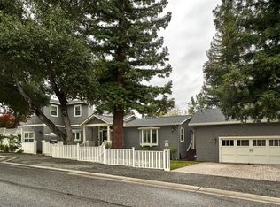 2098 Cedar Ave, Menlo Park, CA 94025