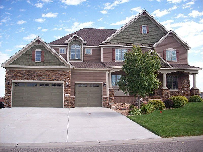 1st image of 2875 121st Ct NE