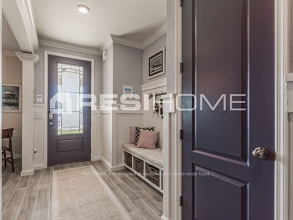 3rd image of 12135 Marvin Ave