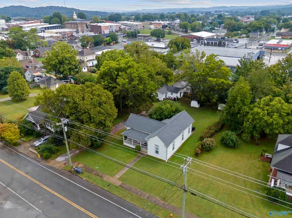 214 Washington St W, Fayetteville, TN 37334