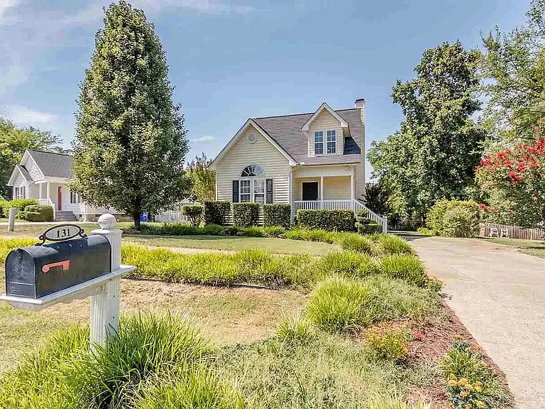 131 Trace Dr — Photo 1