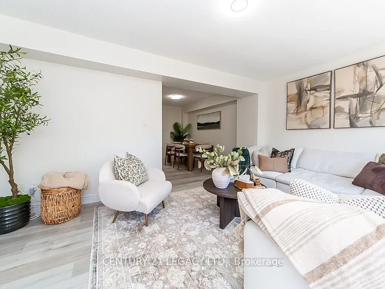 44 Tincomb Cres — Photo 10