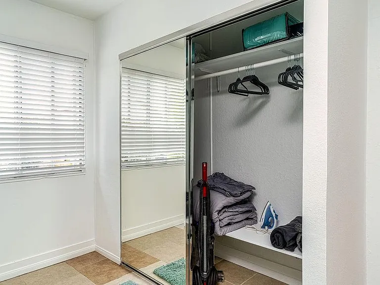 134 Tropicana Dr #1 — Photo 28