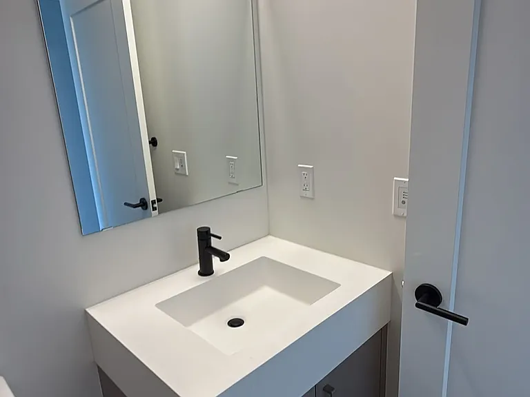 280 Dundas St W #1706 — Photo 6