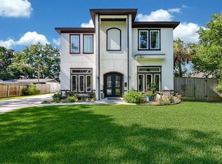 323 W 30th St, Houston, TX 77018